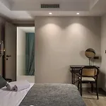 Awesome Home In Brzac * Brzac