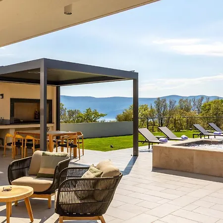 Awesome Home In Brzac *
