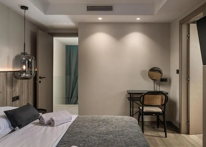 Stunning Home In Brzac * Brzac