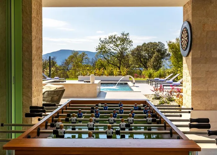 Stunning Home In Brzac