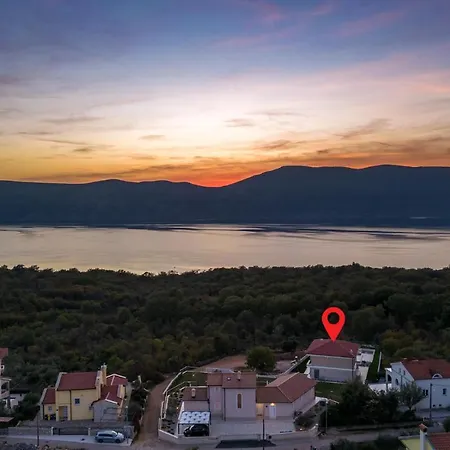 Awesome Home In Brzac *