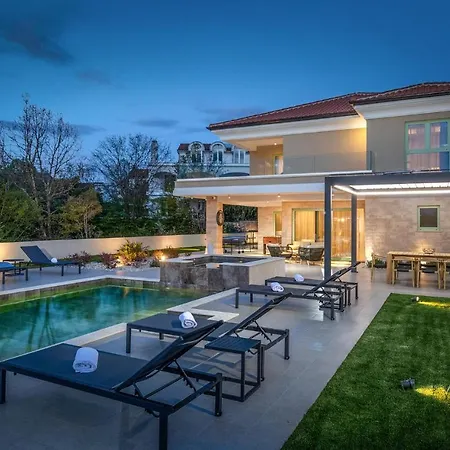 Awesome Home In Brzac Brzac